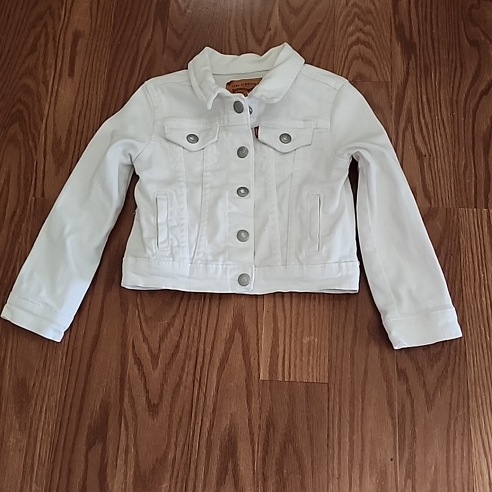 Girls White Levi's trucker jacket size 3t